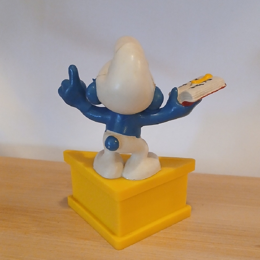 Smurf Figurine You're #1 In My book Collectible - Picture 4 of 10